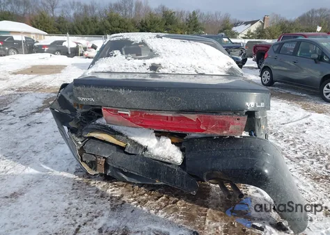 1994 Toyota Camry Le z USA, uszkodzony, nr VIN 4T1GK12E6RU046053